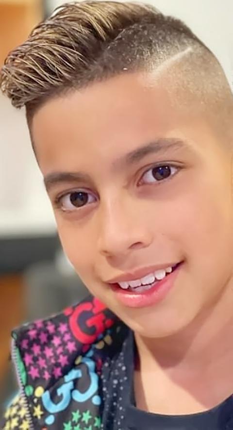 royalty family Wallpapers HD screenshot image 7_Popularmodapk.com